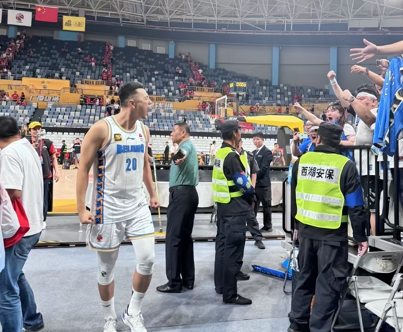 CBA季后赛今夜走向成谜，浙江队遗憾出局，管理层满意，医务组通报恢复(cba季后赛福建浙江回放)