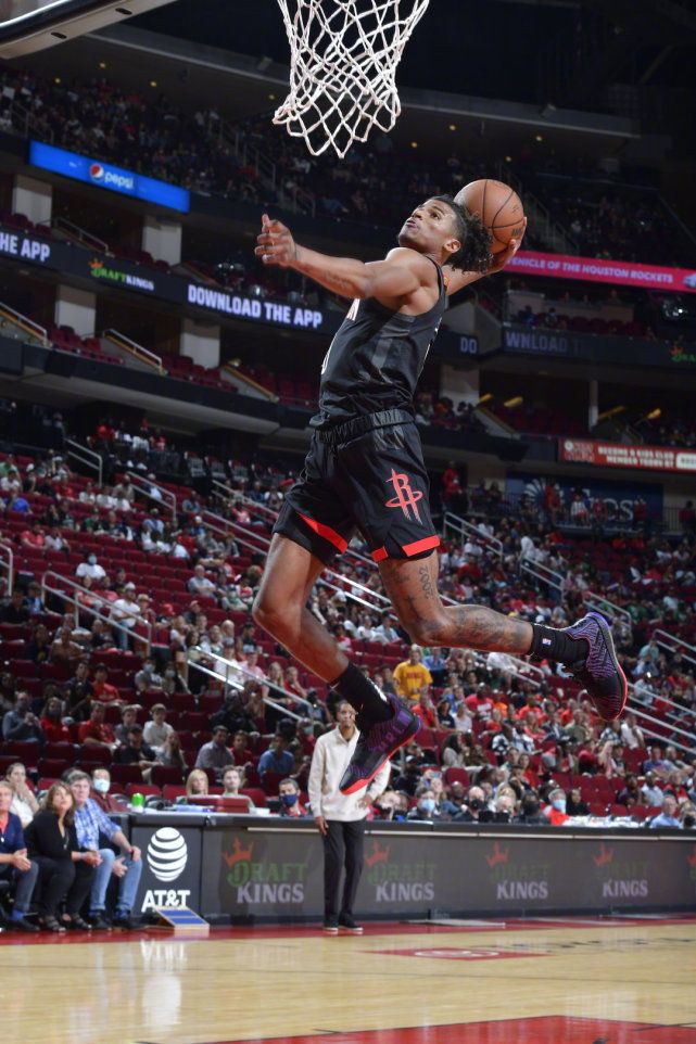 九游-芝加哥公牛训练开放日；今夜再遭质疑引欢呼；NBA总决赛在即；年轻球员得到机会的简单介绍