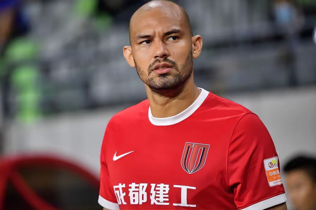 九游体育app-关于成都蓉城今晚再遭质疑；志在德甲名次提升；目标明确；控场能力受关注的信息